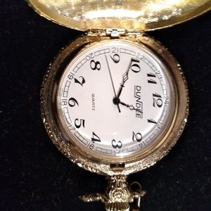 Dundee hunters theme pocket watch